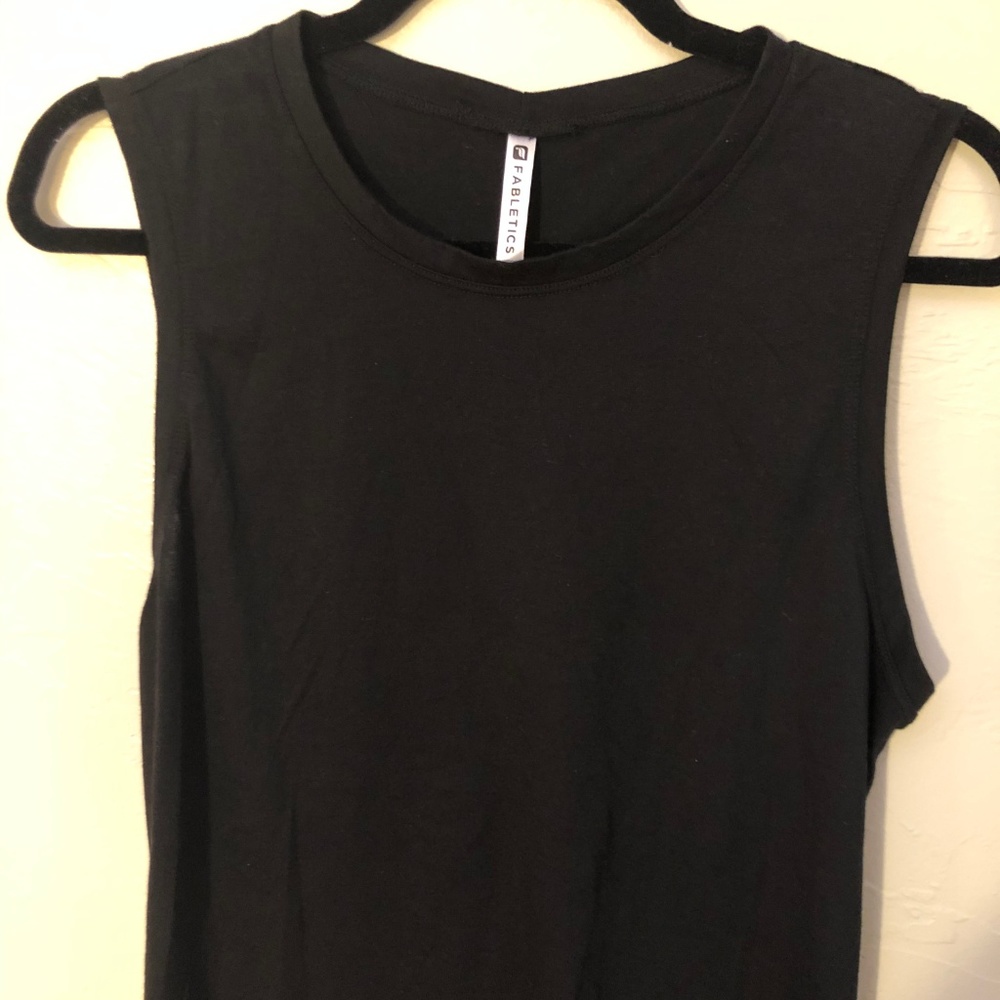 NWOT Fabletics Carine Tank - Picture 5 of 8